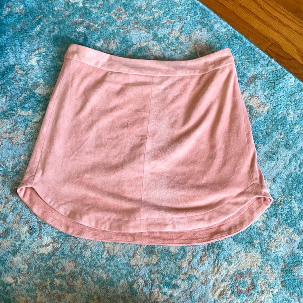 Abbeline pink suede skirt